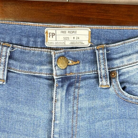Free People Distressed Skinny Jeans Size 24 High Rise Raw Hem Frayed Ankle Denim - Picture 2 of 13